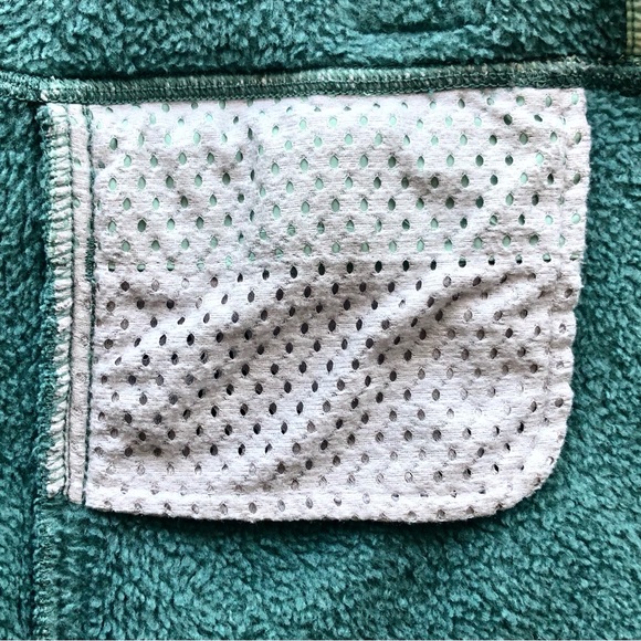 PATAGONIA Re-tool Snap-T Fleece Pullover Sweater in Regan Green – Girl's XL - Picture 9 of 15